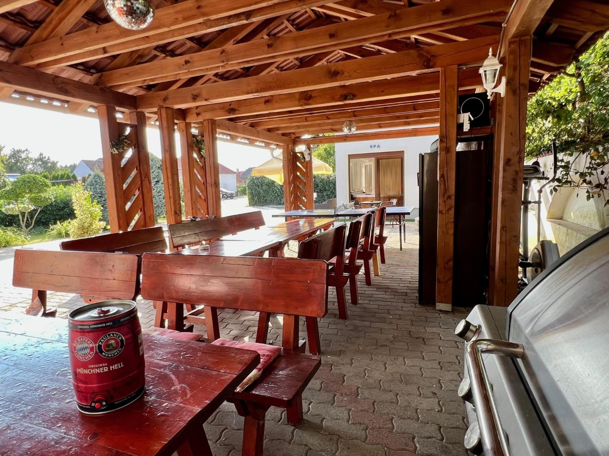 Bajor Panzio Buek-Buekfuerdo, Adults Friendly 12 Plus Exterior photo