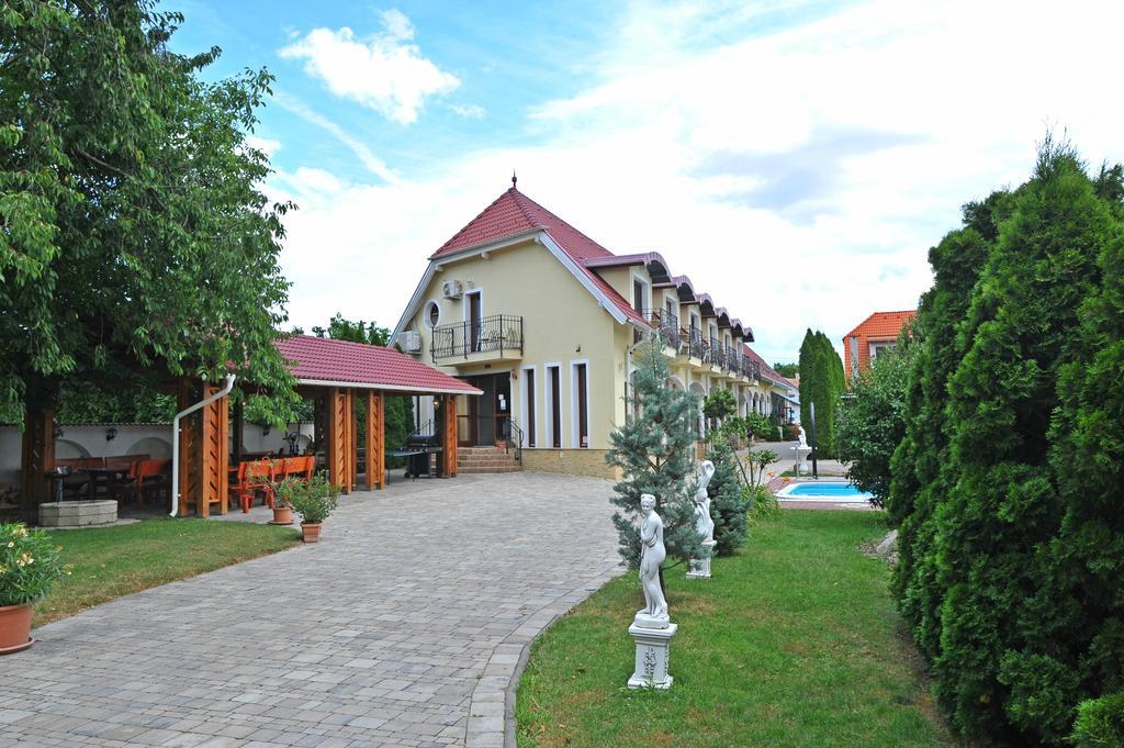 Bajor Panzio Buek-Buekfuerdo, Adults Friendly 12 Plus Exterior photo