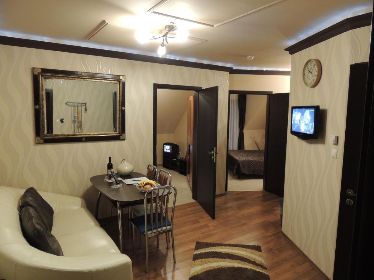 Bajor Panzio Buek-Buekfuerdo, Adults Friendly 12 Plus Exterior photo